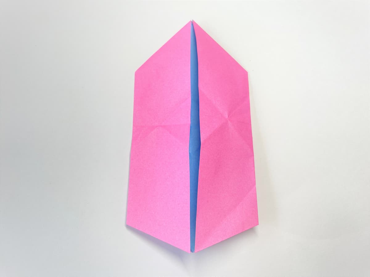 ハートの折り紙の下部分を両方同様にする