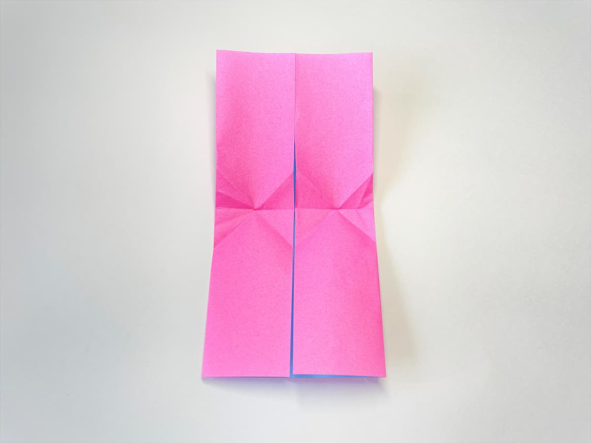 折り紙を長方形に開く
