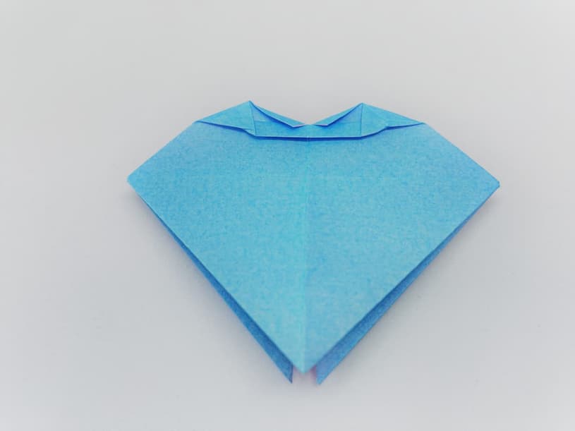 折り紙で作る、簡単ハートの立体のリボン_ハートの上の部分
