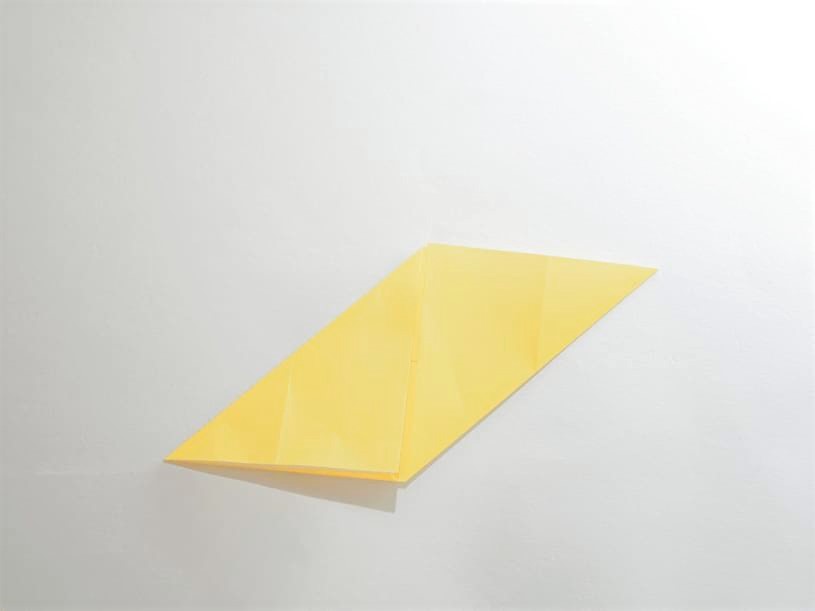 12枚の折り紙パーツ三角の折り線