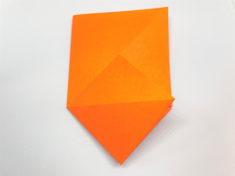 7折り紙を折り目で四角に